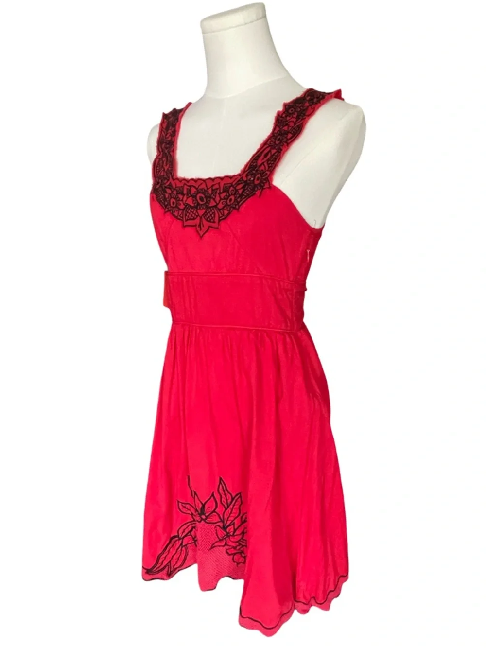 Free People Red and Black Lace Trim Boho Cotton Mini Dress Size 0 - Picture 6 of 16